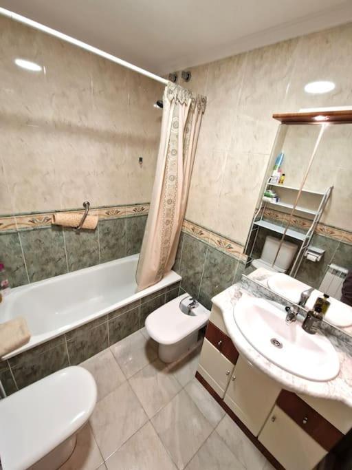 Apartamento Playa Con Terraza & Vistas Al Mar Foz Dış mekan fotoğraf